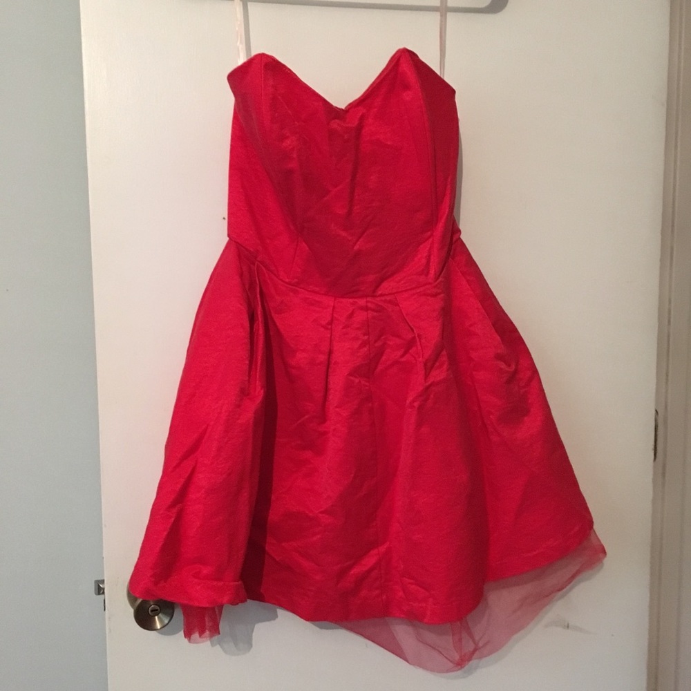Red strapless dress with sweetheart neckline